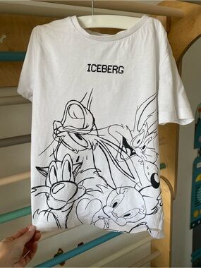 Iceberg White Kids Tee with Black Looney Tunes Sketch